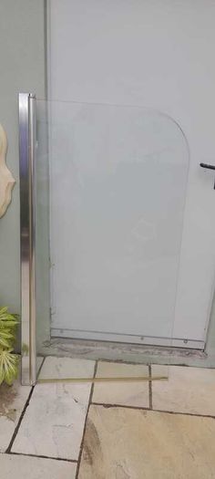 Bath screen
