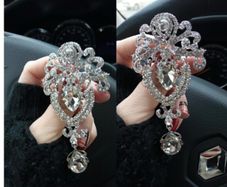 Big Crystal Diamante Brooch
