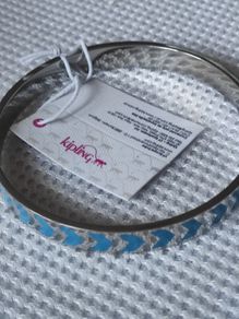 Kipling bangle