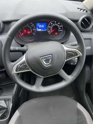 2019 Dacia Duster Essential Breaking for Parts