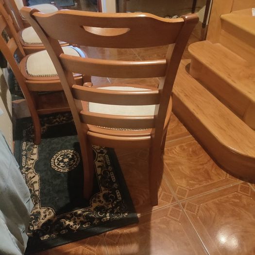 kitchen chairs