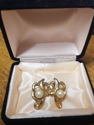 Vintage Earrings