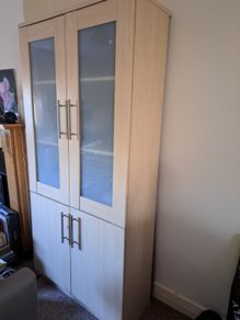 Storage cabinet