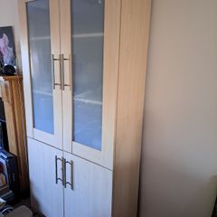 Storage cabinet
