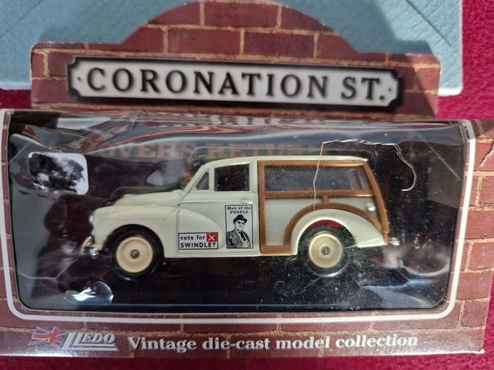 lledo coronation street model