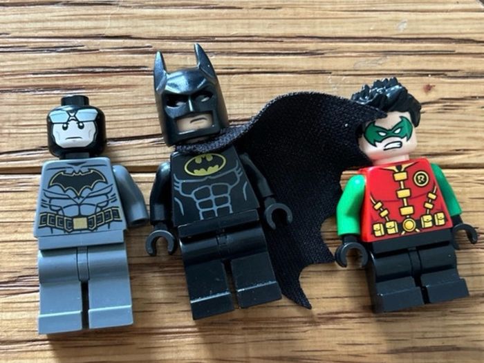 lego minifigures