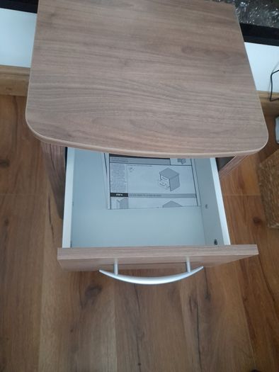 Bedside lockers