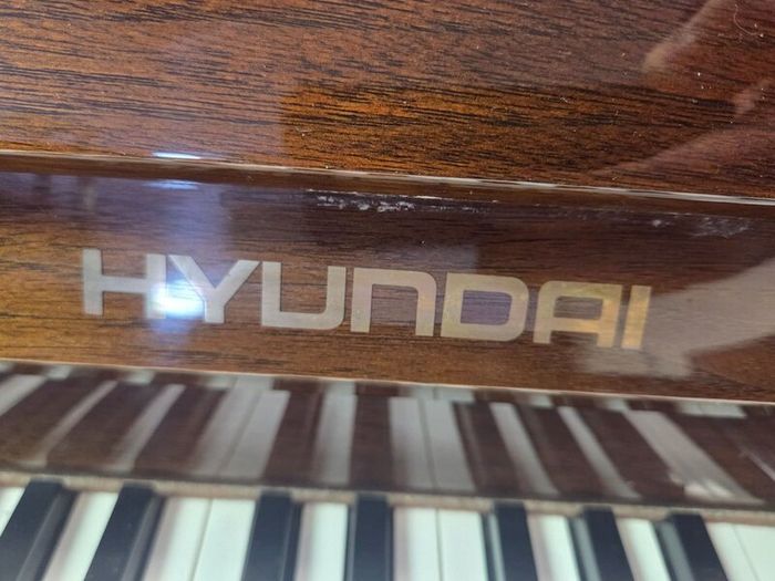 Hyundai Upright Piano