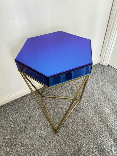 Coffee accent table mirrored
