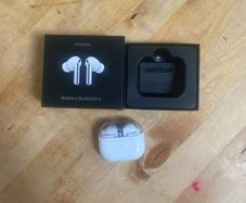 galaxy buds