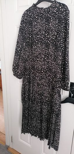 dresses  all size 16   five euro each