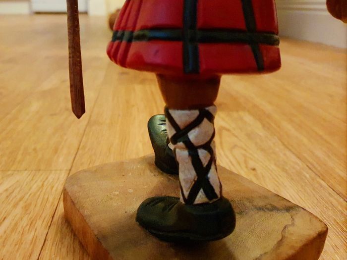 Vintage Hand-Carved Highlander Figurine - Tintin Black Island Style