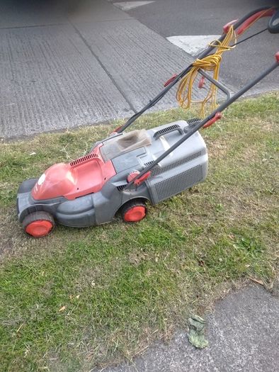 Lawnmower