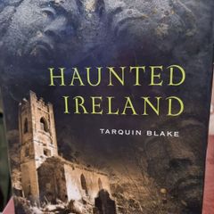 Haunted Ireland - Tarquin Blake