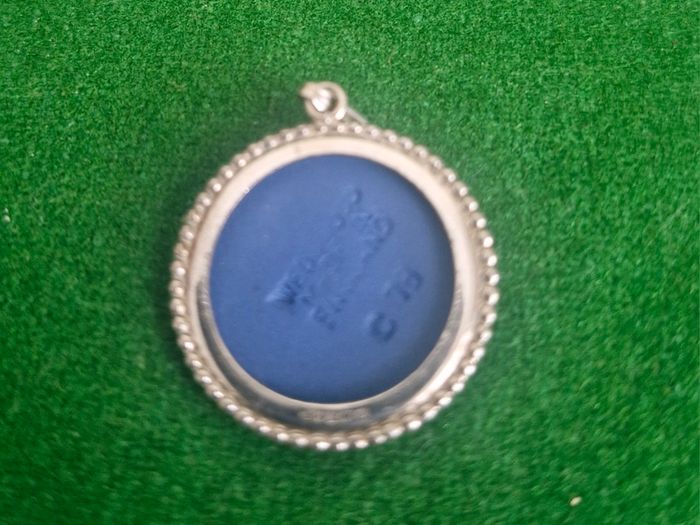 Vintage  Wedgwood Jasperware Pendant