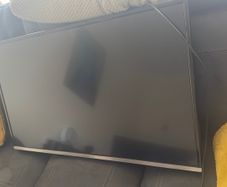 Panasonic Smart TV 45" Screen. 4K. - Very Good Condition.