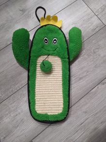 Mini scratching mat