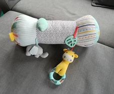 Tummy time roll