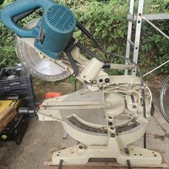 Makita sliding compound mitre saw LS1013