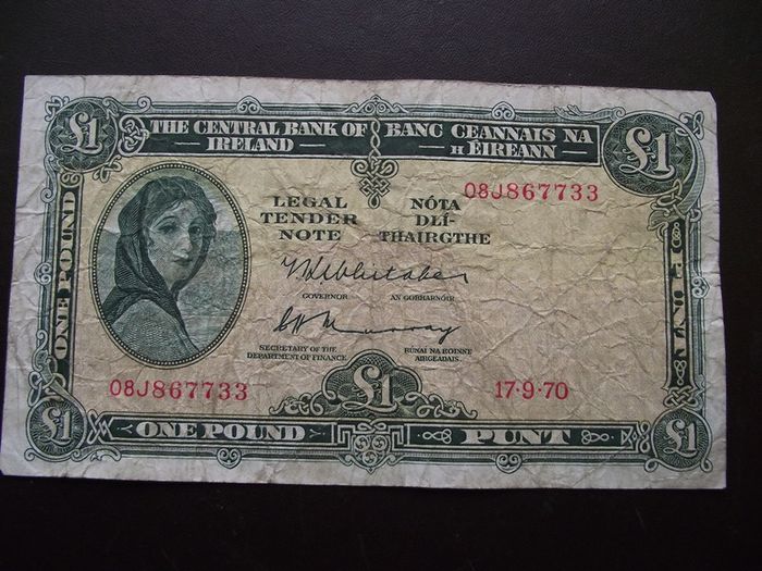 1970 Lavery One Pound Note. Nice Number!