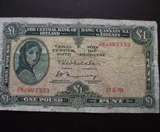 1970 Lavery One Pound Note. Nice Number!