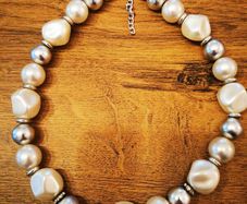 Necklace with gems and "pearls"