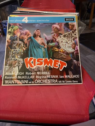 Musicals and Sound Track Vinyls