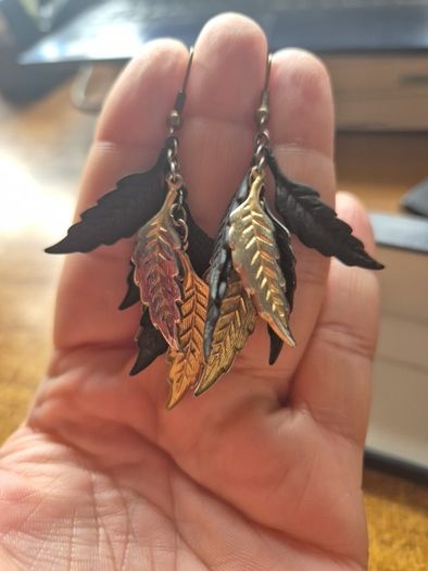 Vintage Light Multileaf Earrings