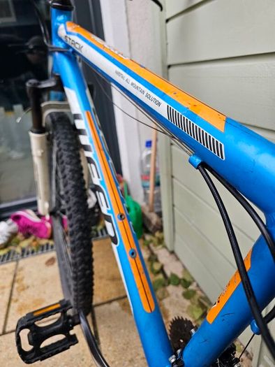 Mountain bike hardtail