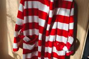 Kids robe size 9 -10 never worn without tag