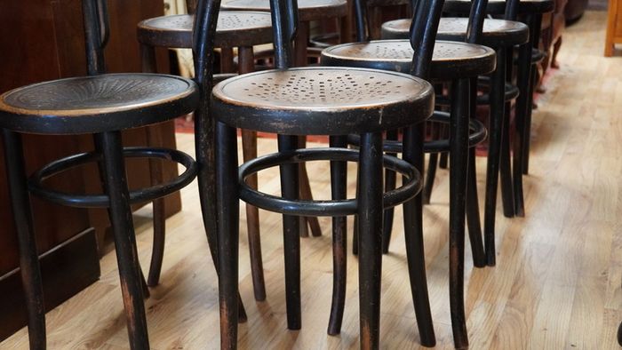 Lot of 8 Antique Bentwood Bistro Chairs, c.1900