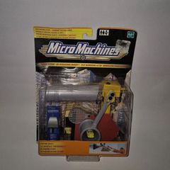 2001 Micro Machines Stunt Swing Shot Moving Action New Hasbro