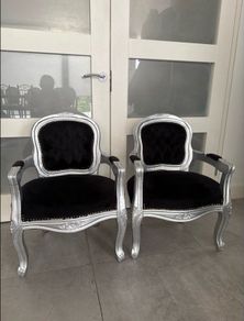 2x black mini throne armchairs