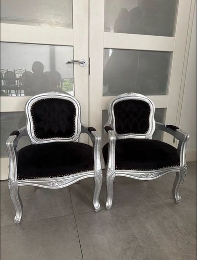 2x black mini throne armchairs