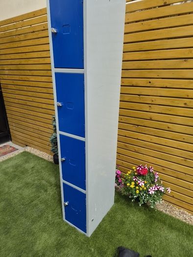 locker
