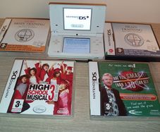Nintendo Dsi With Games Working Fine No Charger Cosmetic Damage