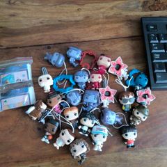 stranger things kinder joy  full collection 24