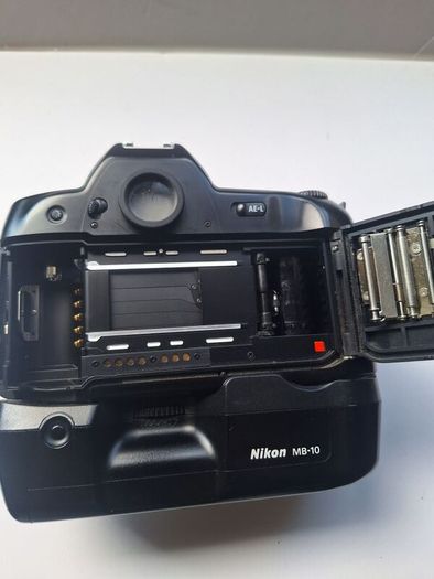Nikon F90X professional 35mm film camera