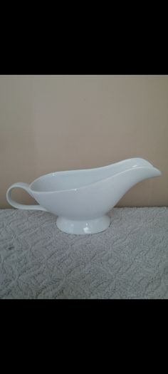 Gravy jug like new