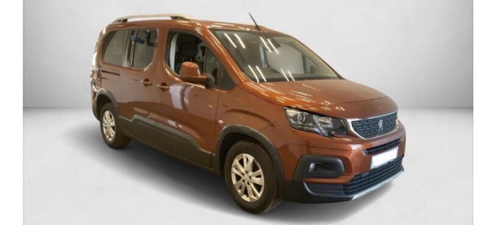 Peugeot Rifter taxi spec WAV