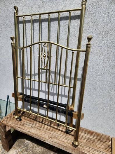 19th Cent. beautiful all brass three foor bed. Just polished