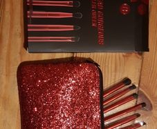 BNIB Makeup Brush Set