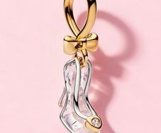 Pandora Disney Limited Edition 2026 Gold P Cinderella Slipper Charm
