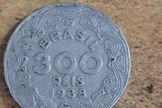 Brazil 1938, 300 Reis Coin - free standard postage