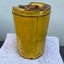 vintage oil can Image 5