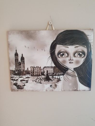 Unique picture painted on tile