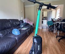 Loco scooter NFC lock and hard tyres