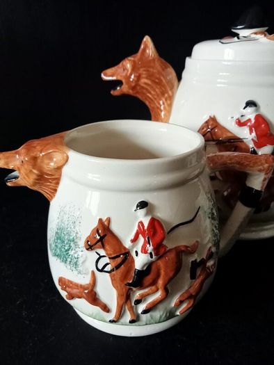 Fox and Hounds Novelty Teapot Set