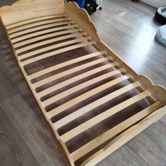 child's bed cloud with matress