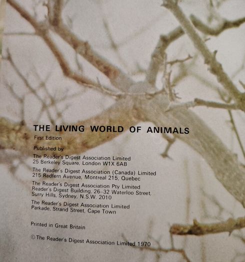 Vintage 1970 The Living World of Animals 1st Ed  Rare Gerald Durrell  Celeb Insert Included